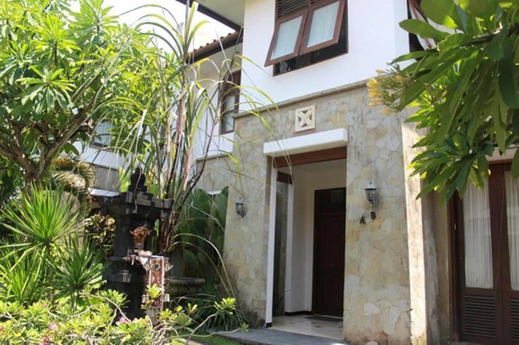 9 Bedroom Gerhana Villa Kuta Lombok Buitenkant foto